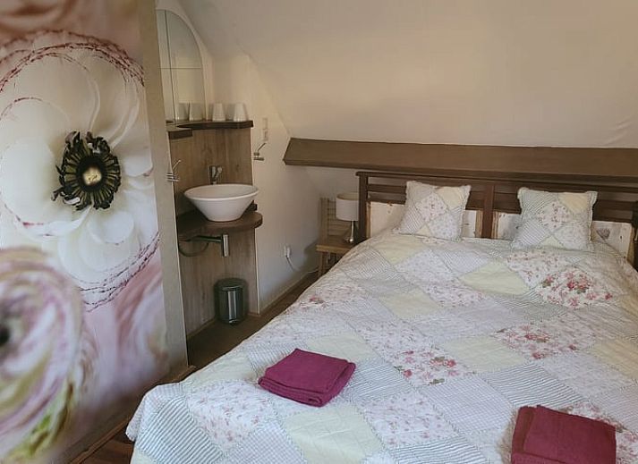 Entspannen Sie sich im luxurioesen Jacuzzi im Ferienhaus in De Krim, Vechtstreek, Overijssel.