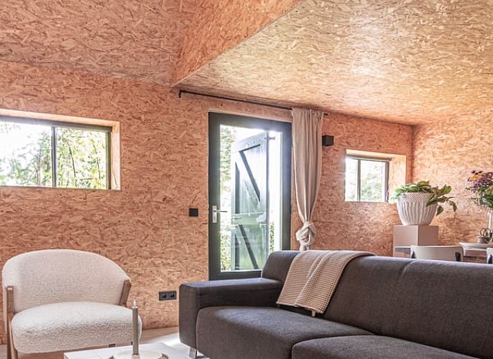 Aerial photo of Holiday cottage in Kloosterhaar, surrounded by lush nature in the Vecht region, Overijssel, ideal for a restful vacation.