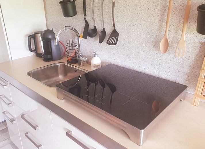 Charmant vakantiehuisje in Dedemsvaart met veranda in de groene Vechtstreek, Overijssel.