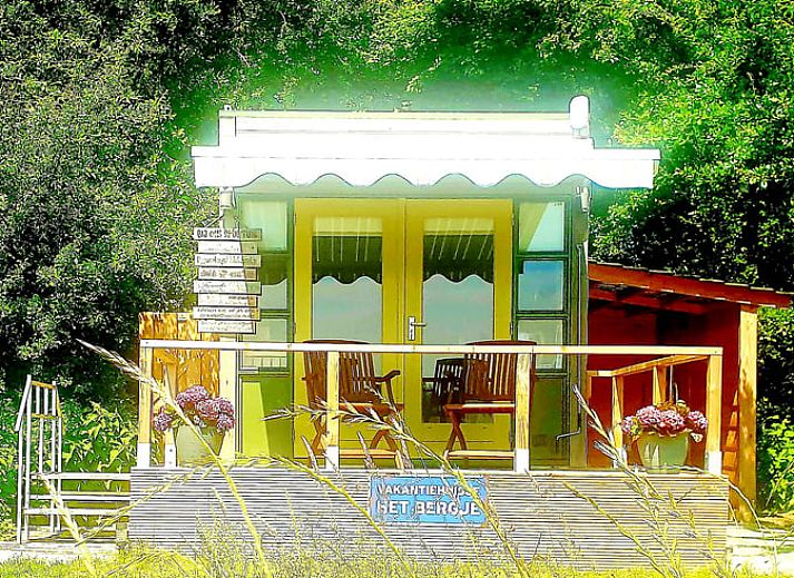 Charmant vakantiehuisje in Dedemsvaart met veranda in de groene Vechtstreek, Overijssel.