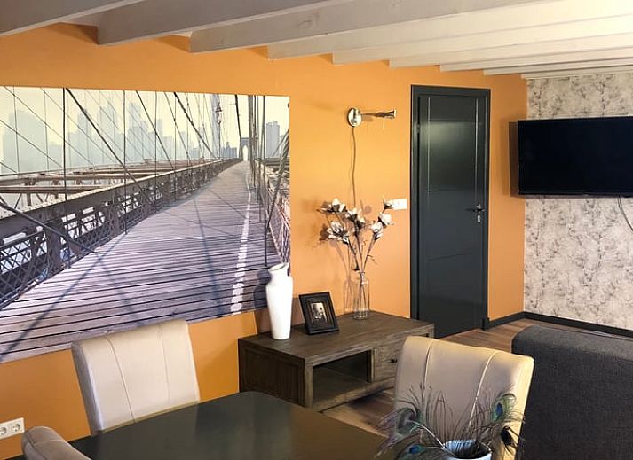 Moderne keuken in Vakantiehuisje in Vinkenbuurt, Vechtstreek, Overijssel.