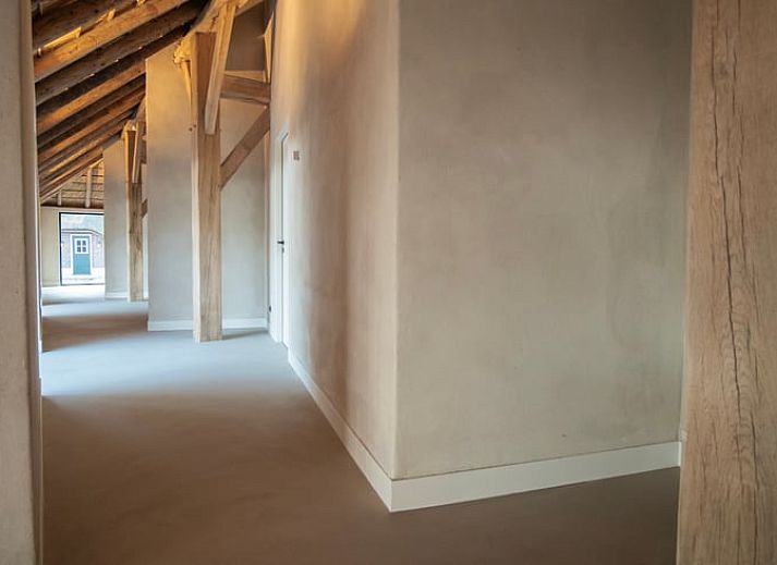 Stilvolles Schlafzimmer im Ferienhaus in Collendoorn mit komfortablen Betten, Vechtstreek, Overijssel.