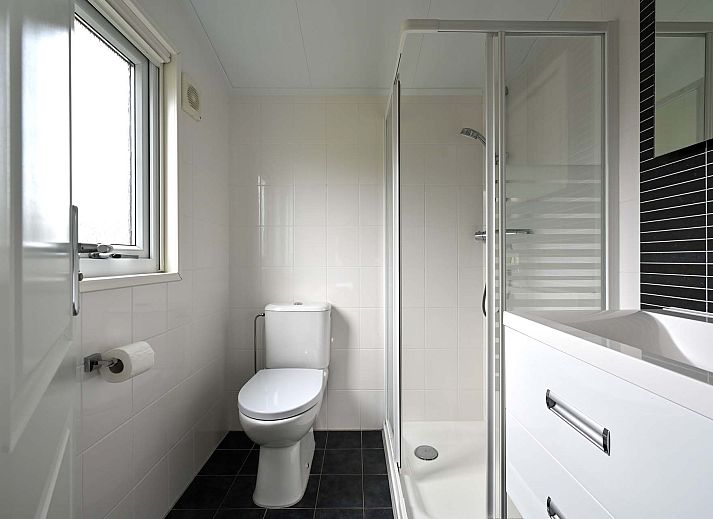 Guest house 5501100 - Chalet Noordwest Overijssel - Chalet in Giethoorn