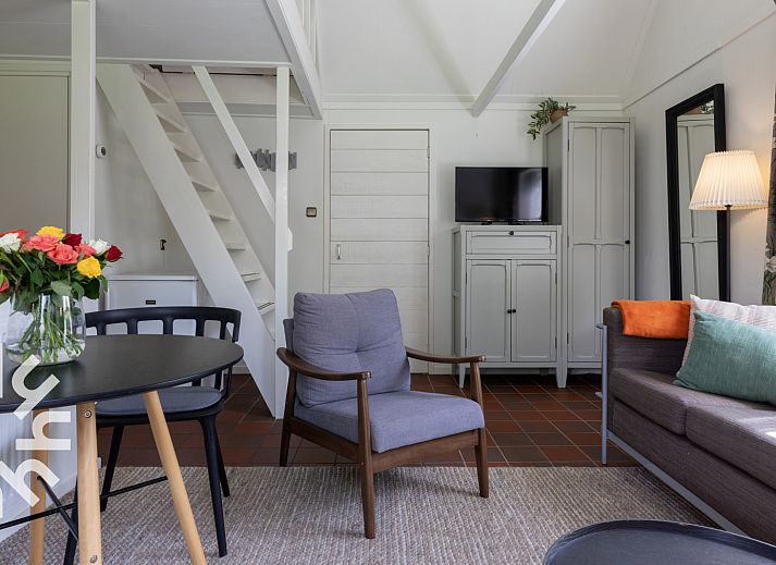 Moderne keuken in OV270 vakantiehuis Giethoorn, perfect voor een comfortabel verblijf in Noordwest Overijssel.