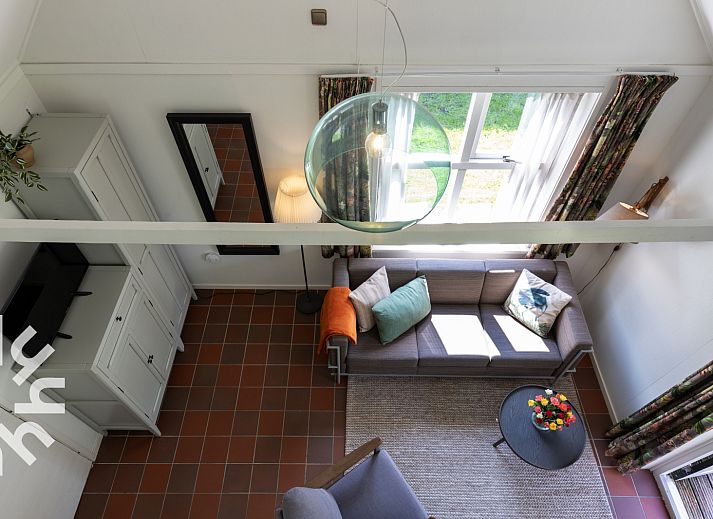 Moderne keuken in OV270 vakantiehuis Giethoorn, perfect voor een comfortabel verblijf in Noordwest Overijssel.