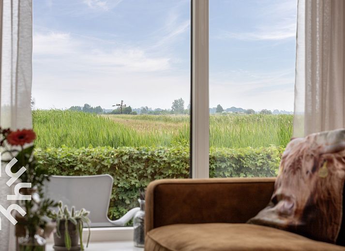 Vakantiehuis OV534 in Giethoorn, Noordwest Overijssel, omgeven door groene natuur en waterwegen.