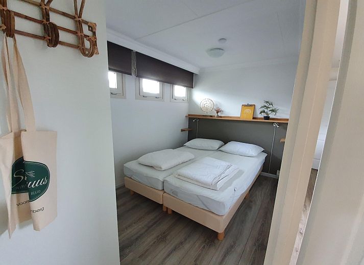 Unterkunft 5501144 - Ferienhaus Noordwest Overijssel - Chalet «Resort Venetie Giethoorn»
