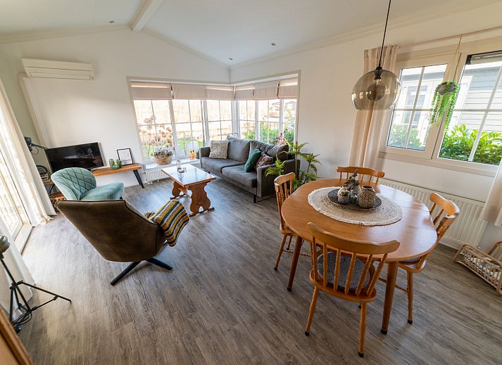 Unterkunft 5501144 - Ferienhaus Noordwest Overijssel - Chalet «Resort Venetie Giethoorn»