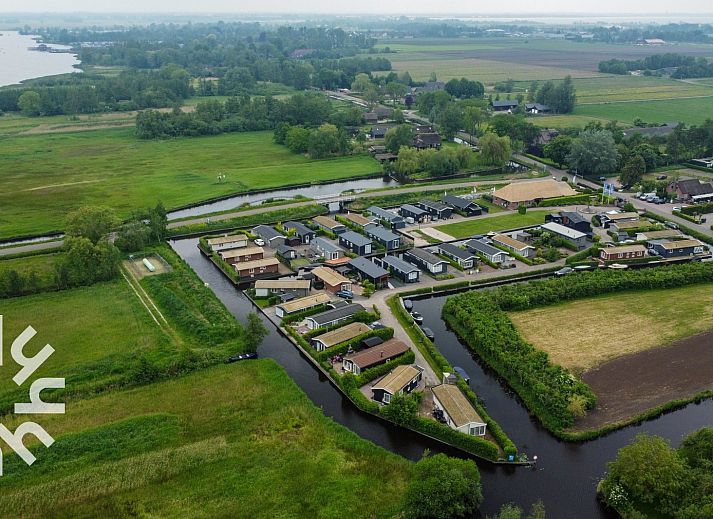 Gruene Umgebung rund um das Ferienhaus OV535 in Giethoorn, ideal fuer Entspannung in Nordwest Overijssel, Overijssel.
