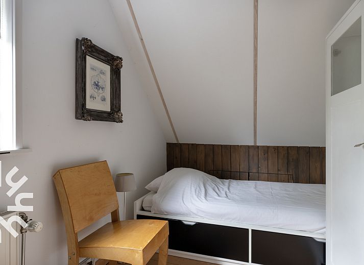 Gezellige badkamer met ligbad in OV207 vakantiehuis, Giethoorn, Noordwest Overijssel.