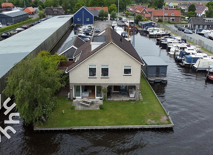 Badezimmer mit Dusche in Ferienhaus OV007, Giethoorn, Nordwest Overijssel, Overijssel.