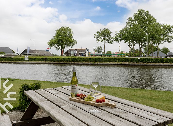 Badezimmer mit Dusche in Ferienhaus OV007, Giethoorn, Nordwest Overijssel, Overijssel.