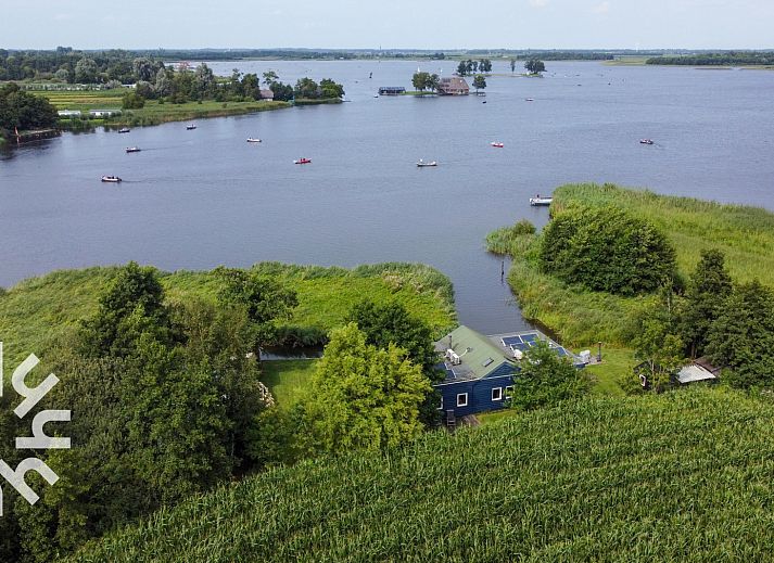 Volledig uitgeruste keuken in vakantiehuis OV692, Giethoorn, Noordwest Overijssel, Overijssel.