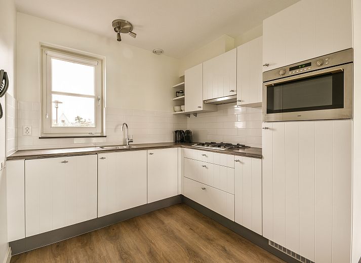 Vrijstaande woning in Giethoorn, een charmant vakantiehuis in het pittoreske Noordwest Overijssel, omgeven door weelderige natuur en rust.