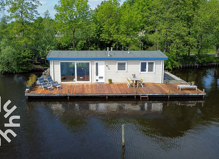 Verblijf 550150 • Vakantiewoning Noordwest Overijssel • Comfortabele 2 persoons woonboot nabij Giethoorn met