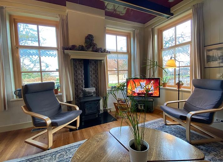 Schoener Aussenbereich des Ferienhauses in Giethoorn, gelegen im malerischen Giethoorn, Overijssel.