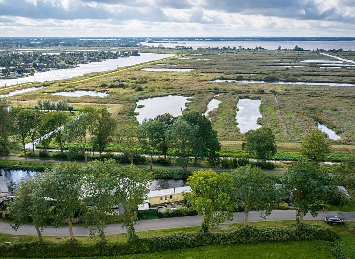 Vakantiehuis OV699 in Giethoorn, Overijssel met uitzicht op water en natuur.