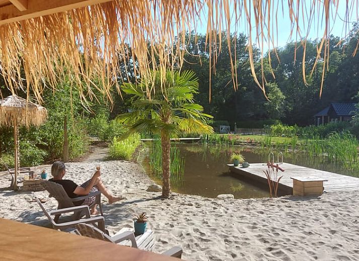 Guest house 550411 • Holiday property Noordwest Overijssel • Vakantiehuisje in De Bult