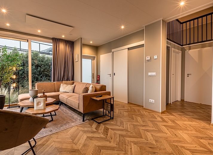 Vrijstaande woning in Wanneperveen met ruime veranda, gelegen in het groene Noordwest Overijssel, ideaal vakantiehuis voor natuurliefhebbers.