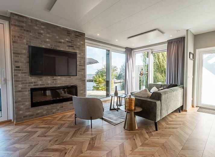 Guest house 550640 - Holiday property Noordwest Overijssel - Vakantiehuis De Wiedense Meren - Villa Waterrijk | 4p