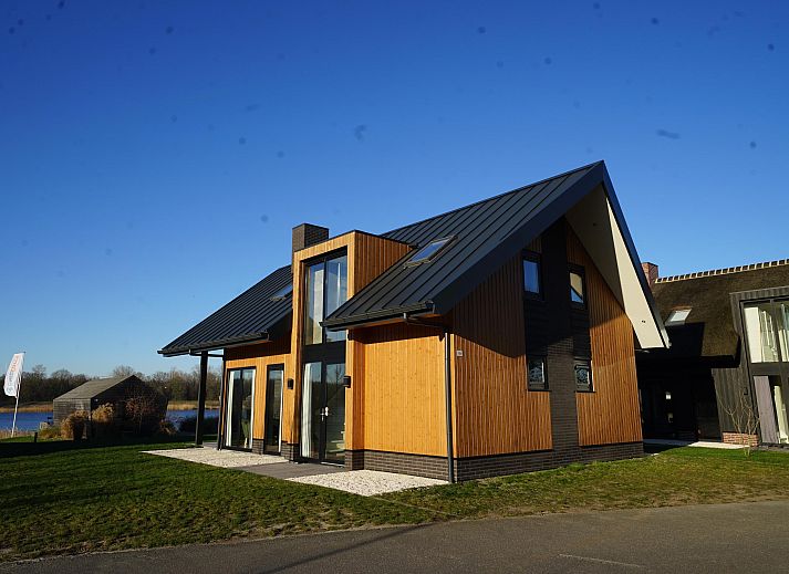 Freistehendes Haus in Kampen, ein modernes Ferienhaus im Nordwesten von Overijssel, umgeben von Natur und einer ruhigen Umgebung.