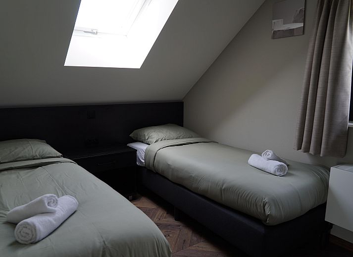 Detached house in Kampen, a vacation home in Northwest Overijssel, with a spacious veranda and beautiful views of the green surroundings.