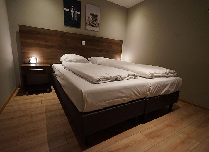 Stijlvolle woonkamer in de Vrijstaande woning in Kampen, Noordwest Overijssel, met moderne inrichting en comfortabele zithoek.