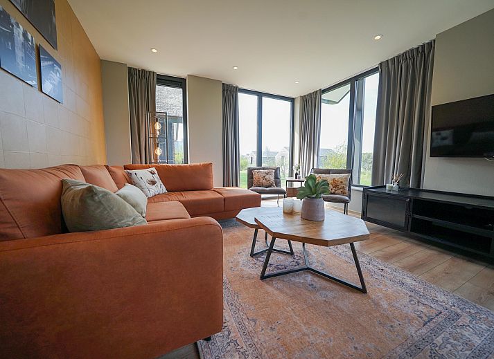 Vrijstaande woning in Kampen, een modern vakantiehuis in de groene omgeving van Noordwest Overijssel, met ruime veranda en uitzicht op natuur.