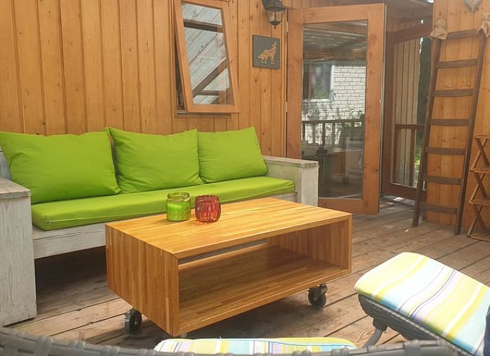 Abendbeleuchtung im Huisje in IJhorst, einem attraktiven Ferienhaus in Nordwest-Overijssel.