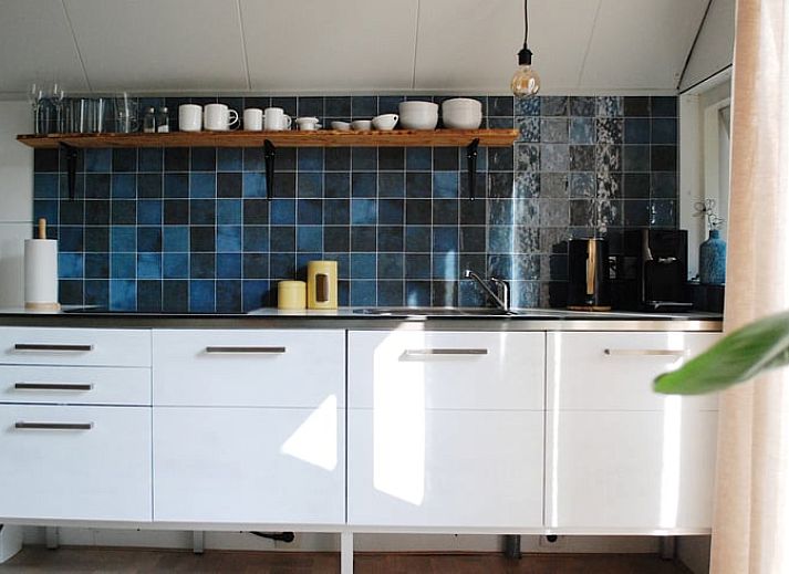 Charming cottage in IJhorst with thatched roof, ideally located in the nature of Northwest Overijssel, perfect for a relaxing stay.