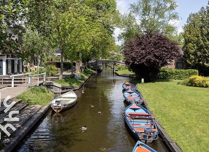Badezimmer im Ferienhaus OV573 Blokzijl mit modernen Annehmlichkeiten in Nordwest Overijssel, Overijssel.