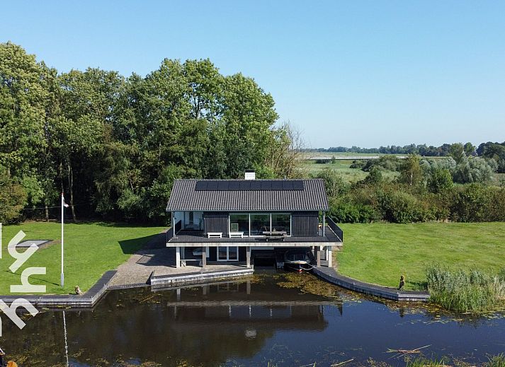 Gemuetliches Schlafzimmer mit Etagenbett in OV573 Ferienhaus Blokzijl, ideal fuer Familien in Nordwest Overijssel, Overijssel.