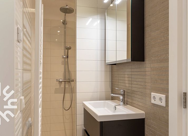 Gemuetliches Schlafzimmer mit Etagenbett in OV573 Ferienhaus Blokzijl, ideal fuer Familien in Nordwest Overijssel, Overijssel.