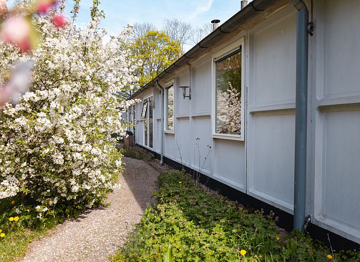 Moderne Kueche im Ferienhaus OV151, Blokzijl, mit geraeumigem Grundriss und Luxusgeraeten in Nordwest-Overijssel.