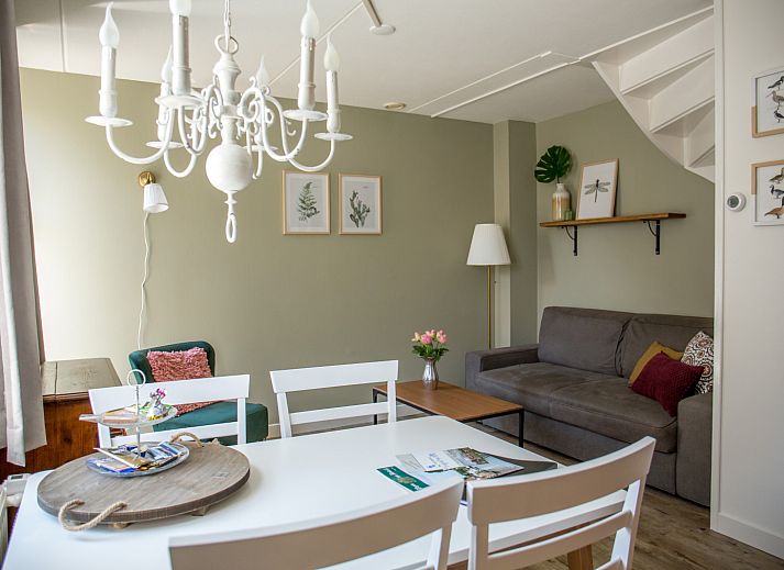 Stylish bathroom in vacation home OV686, Blokzijl, Overijssel with modern amenities.