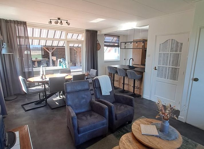 Picnic table on terrace of Holiday home in Blokzijl with green surroundings in Northwest Overijssel, Overijssel.
