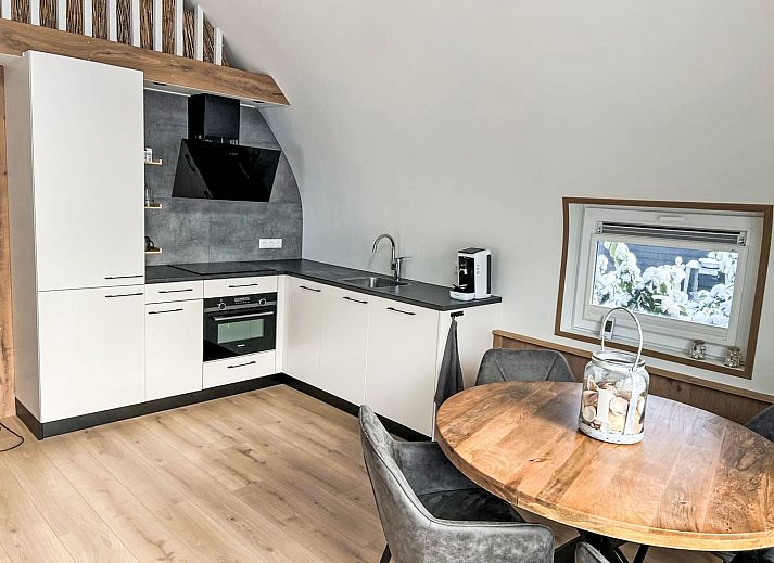 Unterkunft 552701 - Ferienhaus Noordwest Overijssel - Vakantiehuis Romantische Boscottage met Privacy
