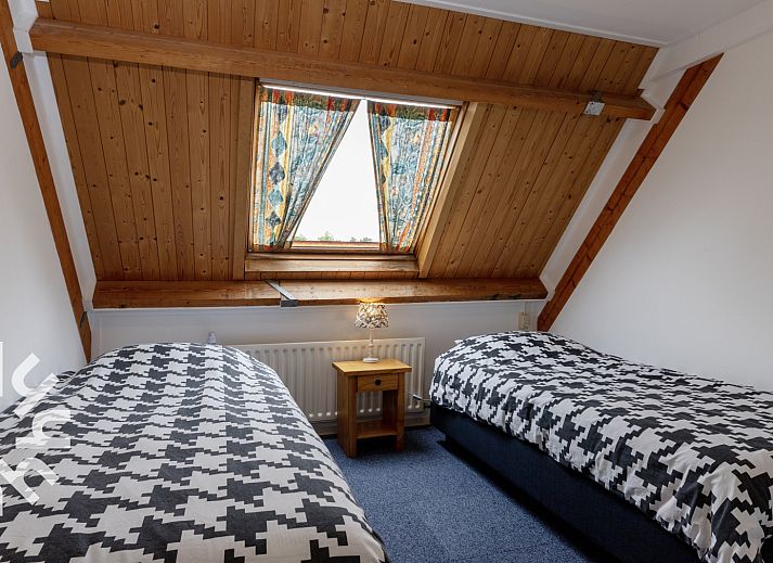 Praktische bijkeuken met wasmachine in OV543 vakantiehuis, Eesveen, Overijssel.