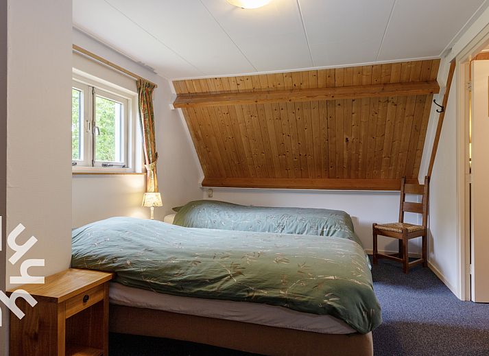 Praktische bijkeuken met wasmachine in OV543 vakantiehuis, Eesveen, Overijssel.