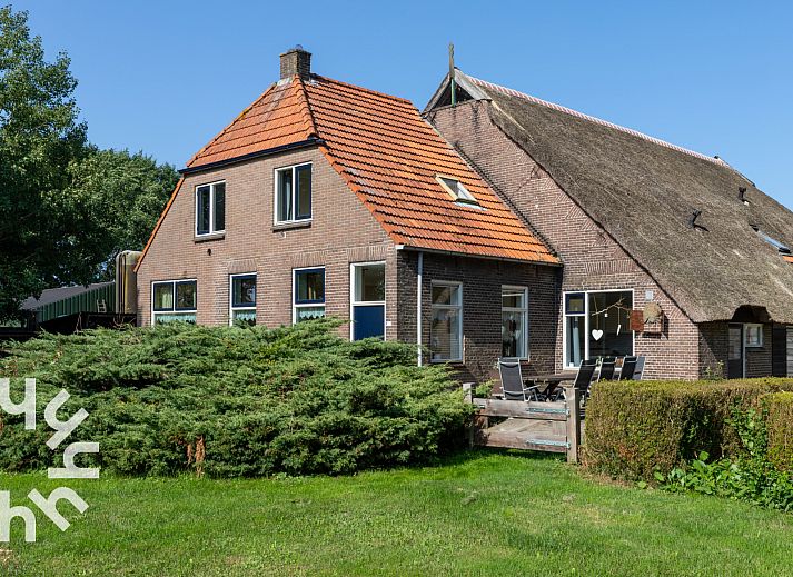 Laendliche Umgebung des Ferienhauses OV660 in Eesveen, Nordwest Overijssel mit Bauernhoftieren.