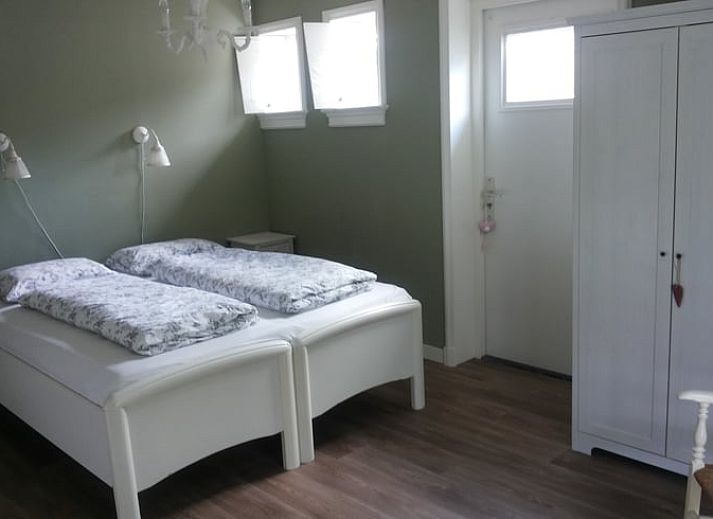 Ruime woonkamer van Vakantiehuis in Hamingen, Noordwest Overijssel. Gezellige binnenruimte in deze vakantiewoning in Overijssel.