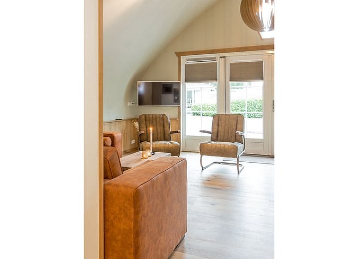 Ferienhaus in Baars mit grosser Terrasse und Reetdach, im gruenen Overijssel gelegen.