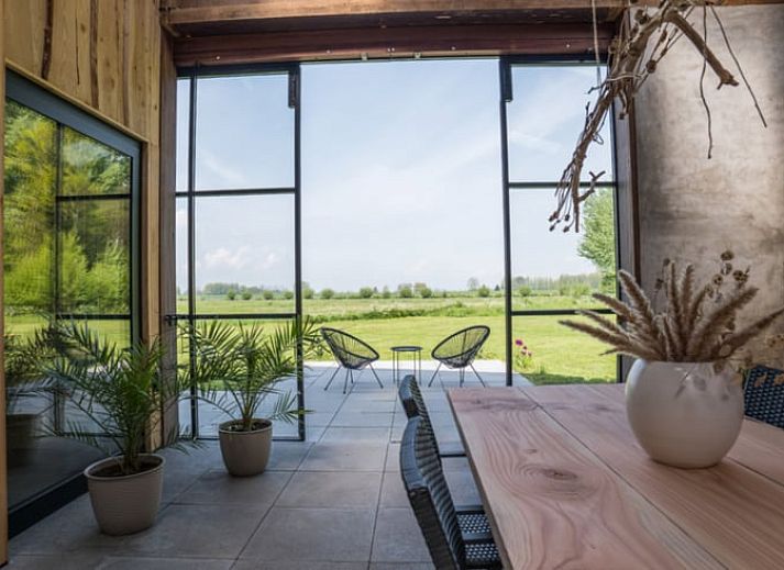 Quiet water edge near Holiday home in Zalk, surrounded by nature in Northwest Overijssel, Overijssel.