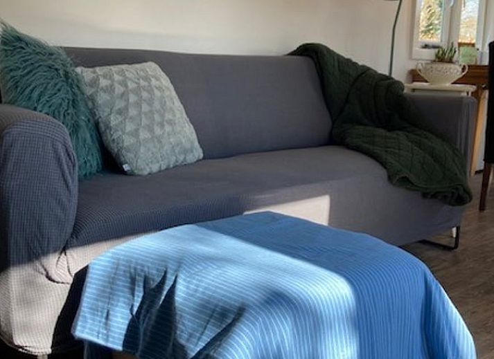 Blick vom Ferienhaus in Basse, Nordwest-Overijssel, mit einer beruhigenden Einrichtung.