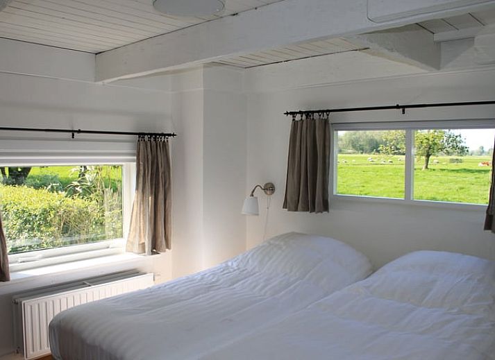 Ferienhaus in Abcoude mit schoener Holzfassade, ideal gelegen in der Natur von Utrecht Nord.