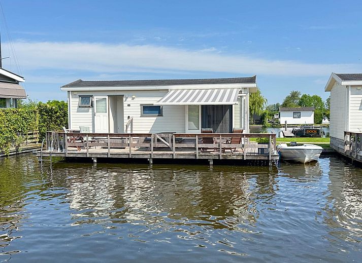 Blauwborst 24-18 vakantiehuis in Breukelen, Utrecht met terras aan het water