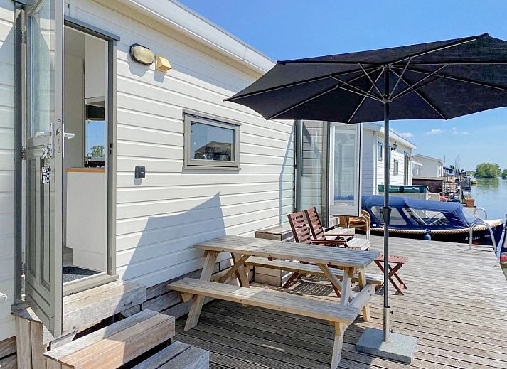 Omgeving van Blauwborst 24-18 vakantiehuis in Breukelen, Utrecht met groene paden