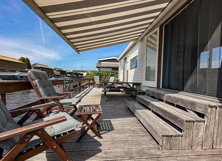 Moderne binnenruimte van Blauwborst 24-18 vakantiehuis in Breukelen, Utrecht