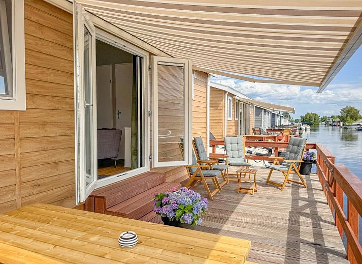 Guest house 560325 - Holiday property Utrecht noord - Fuut 24-26