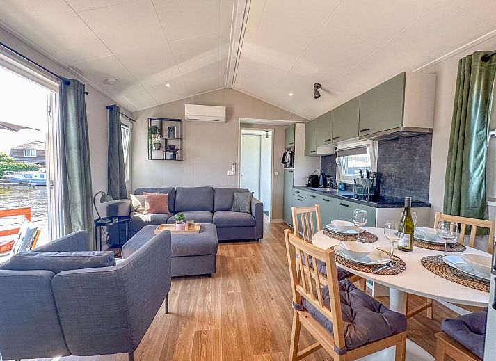 Guest house 560325 - Holiday property Utrecht noord - Fuut 24-26